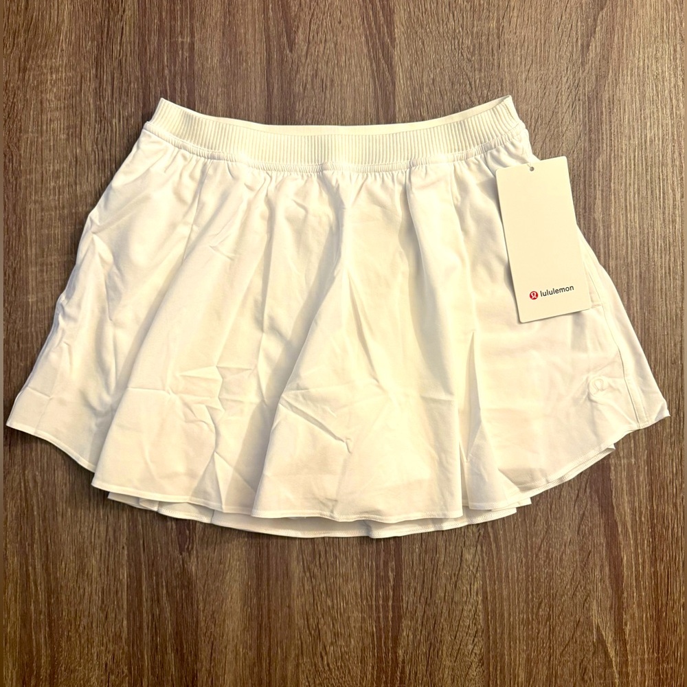 New with tags Lululemon Narrow waistband tennis skirt, White, size 6.